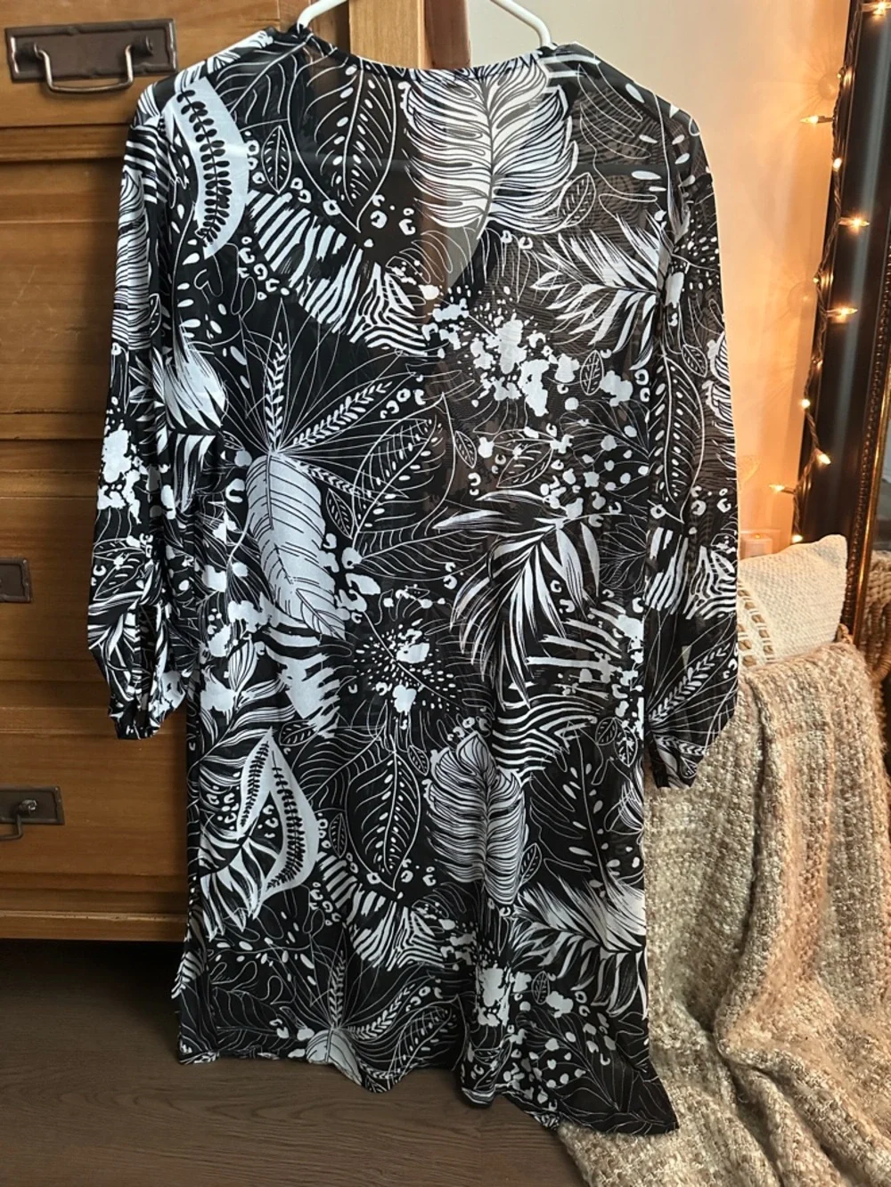 Profile By Gottex Black and White Tropical Leaf Swim Cover-Up